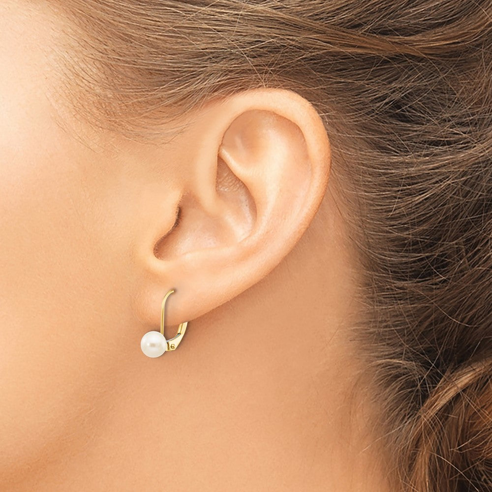 PGE 10k 5-6mm White Round Freshwater Cultured Pearl Leverback Earrings