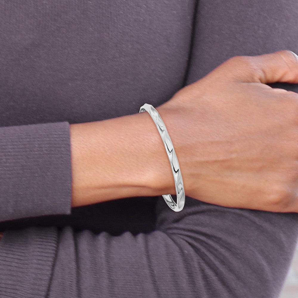 GB 14k White Gold Polished Twisted 5.00mm Flexible Round Bangle Bracelet