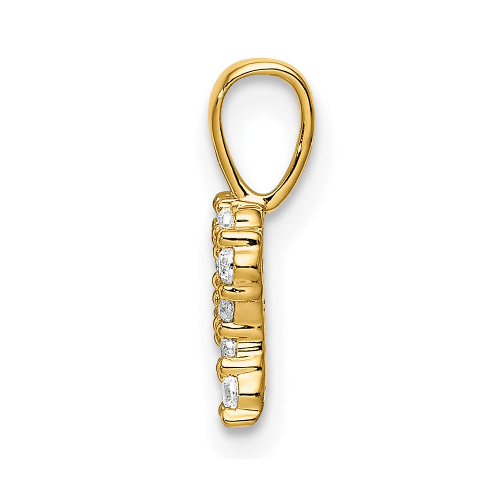 LGYP 14k 1/8 carat Lab Grown Diamond VS/SI+ G+ Complete Letter R Initial Pendant