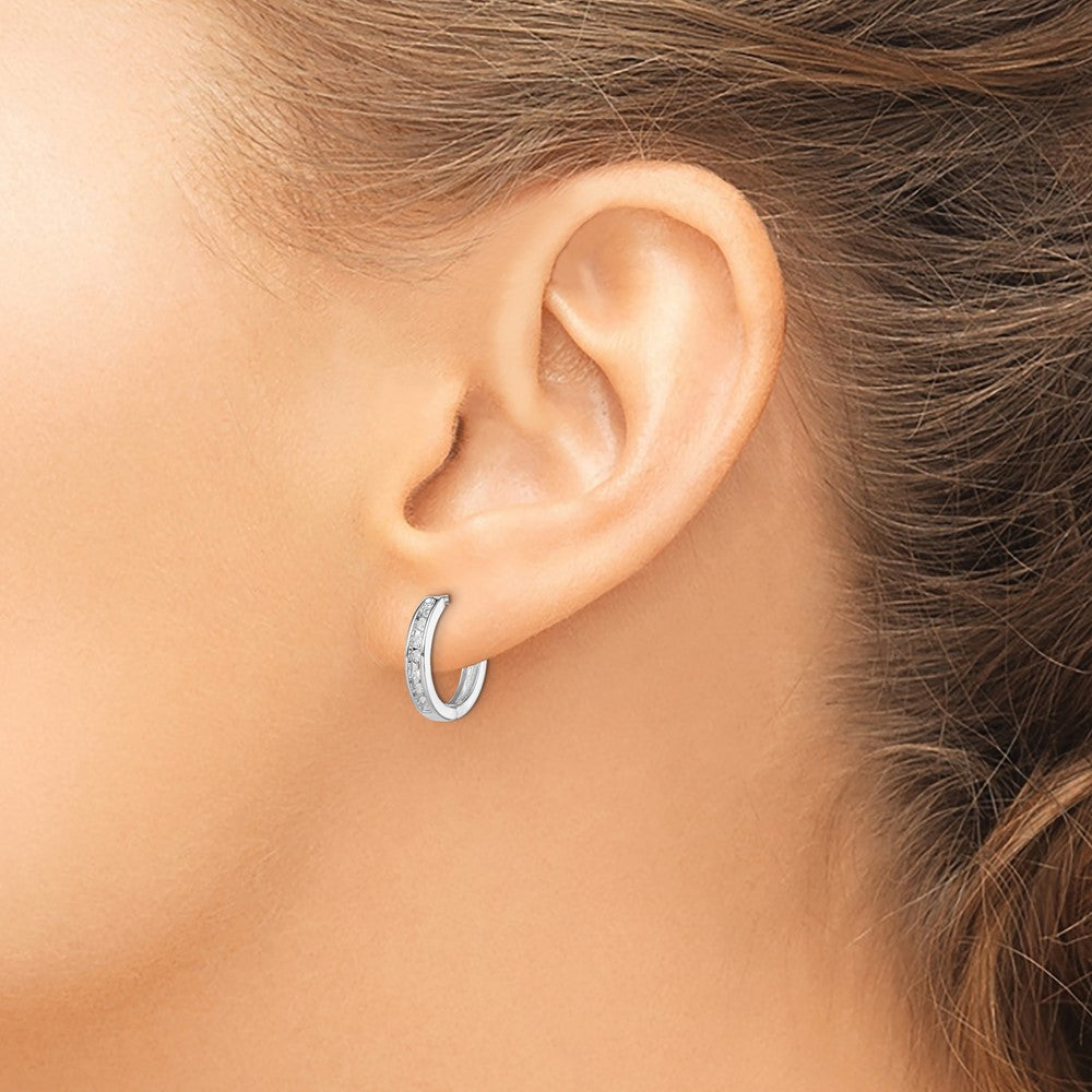 DSS Sterling Silver Rhodium Diam. Huggie Earrings