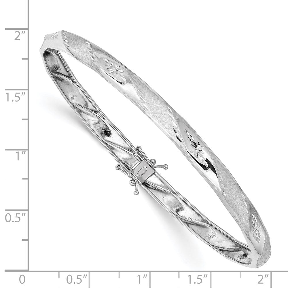 GB 14k White Gold Polished and Satin Diamond-cut 5.00mm Flexible Round Bangle Bracelet