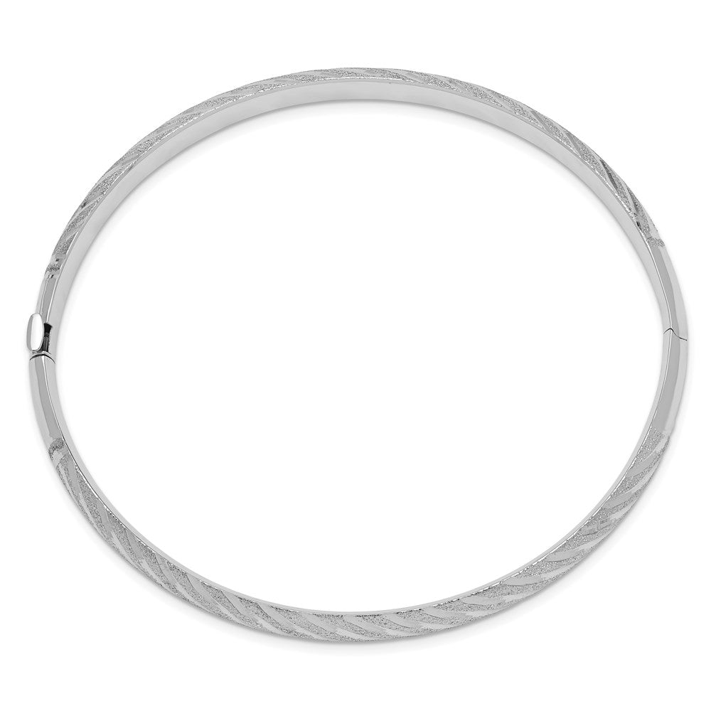 GB 14k White Gold Polished Textured Diamond-cut 6.20mm Twisted Hinged Oval Bangle Bracelet