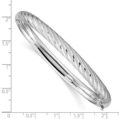GB 14k White Gold Polished Textured Diamond-cut 6.20mm Twisted Hinged Oval Bangle Bracelet