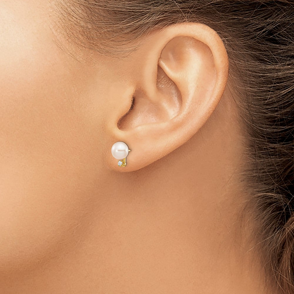 PGE 14k 6-7mm White Round Freshwater Cultured Pearl and .06 Carat Diamond Post Earrings