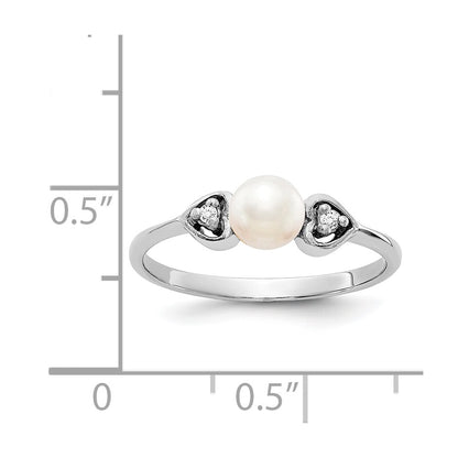 PGR 14k White Gold 4.5mm FW Cultured Pearl AA Diamond ring
